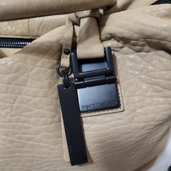 Vince Camuto Beige/ Black Leather Crossbody Bag - Picture 2 of 9